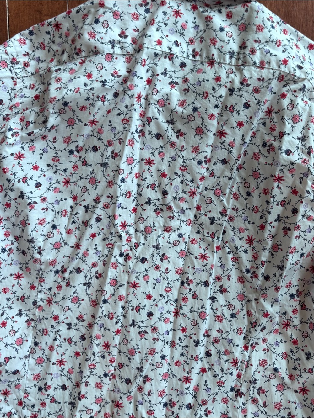 Express White Button-Down Shirt with Red & Black Floral Print - Picture 8 of 9